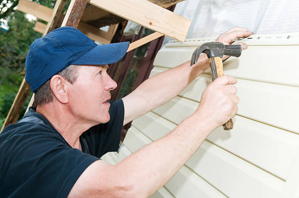 Best Siding Removal and Disposal  in Falmouth Foreside, ME